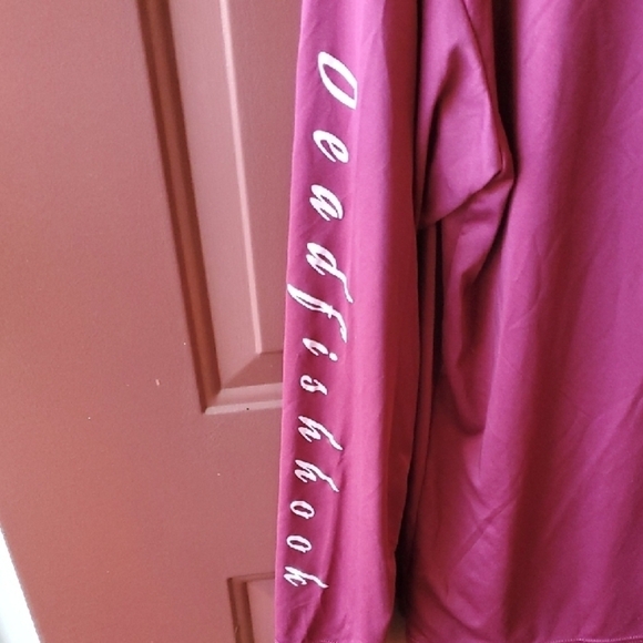 Dead Fish Maroon Deer Graphic Jersey - Picture 6 of 6